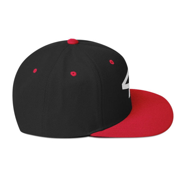 Classic Snapback Black Red Right Side 6655f4ebad836.jpg